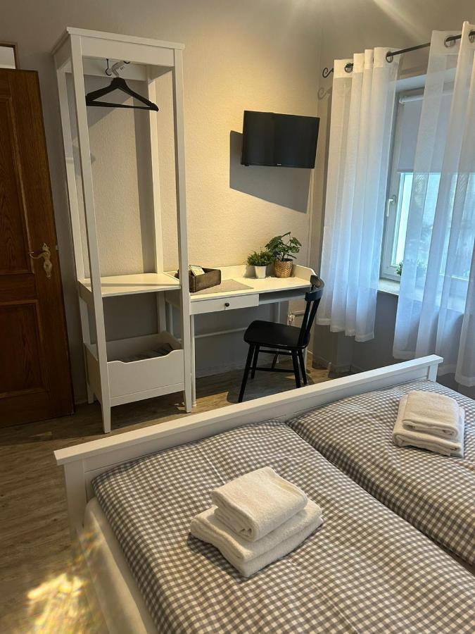 Gaestehaus Goldenes Lamm โรเทนบวร์ก อ็อบ แดร์เทาเบอร์ ภายนอก รูปภาพ